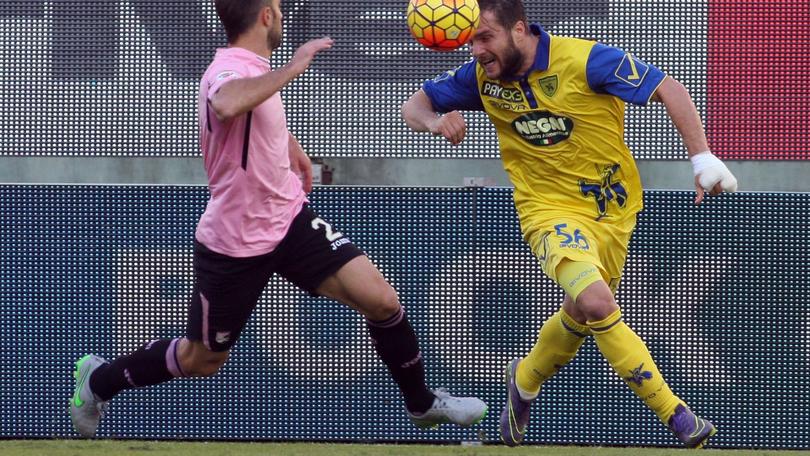Serie A Palermo al lavoro. Fisioterapia per Vitiello