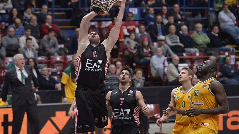 Basket, Serie A: Milano facile contro Brindisi