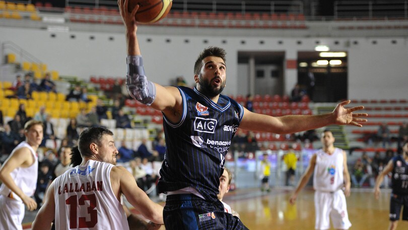 Tavernelli piega la Virtus, il derby è di Latina