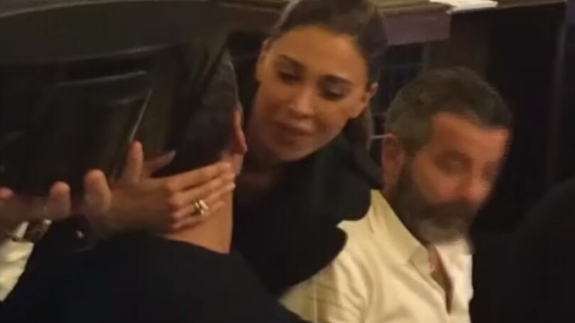 Belen contro Striscia la Notizia: «Vieri non è il mio amante»
