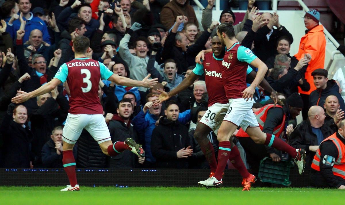 Premier League, il West Ham stende il Liverpool con Antonio e Carroll