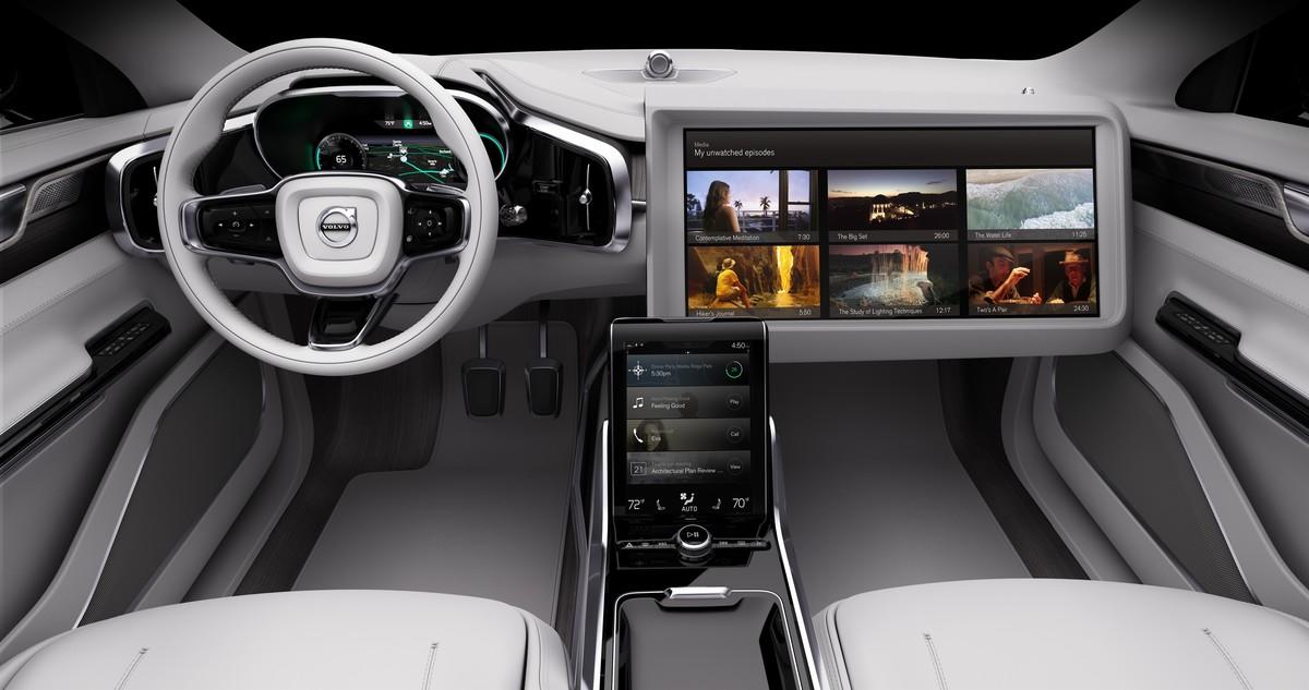 Volvo, guida autonoma e serie in streaming a bordo