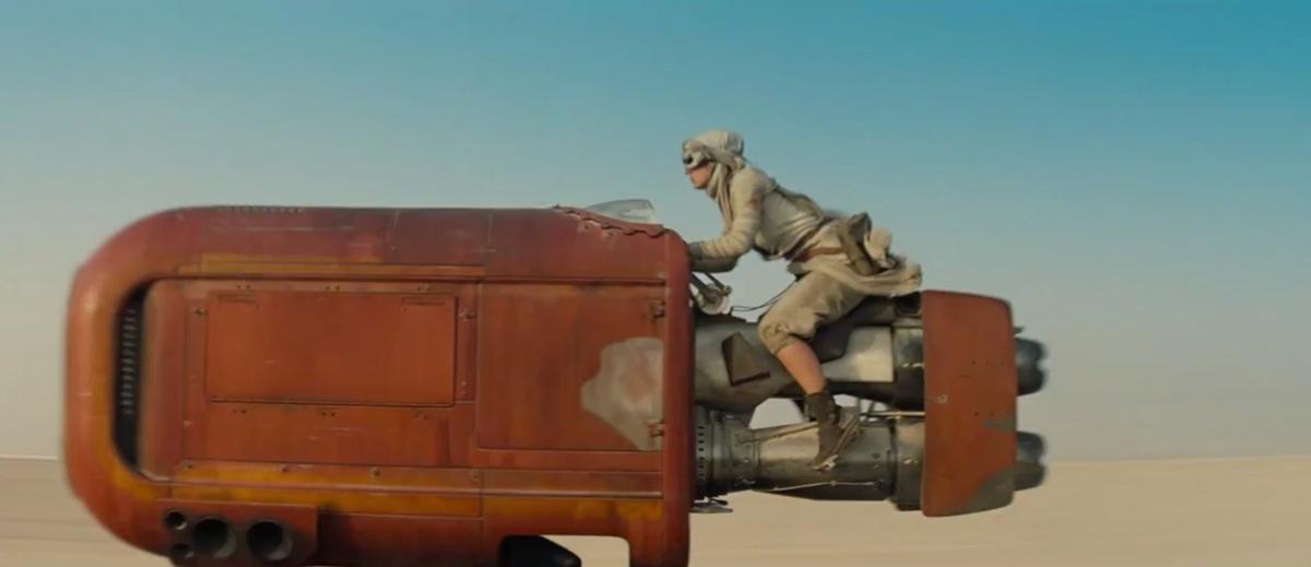 Star Wars 7, lo speeder sembra una Fiat del 1911