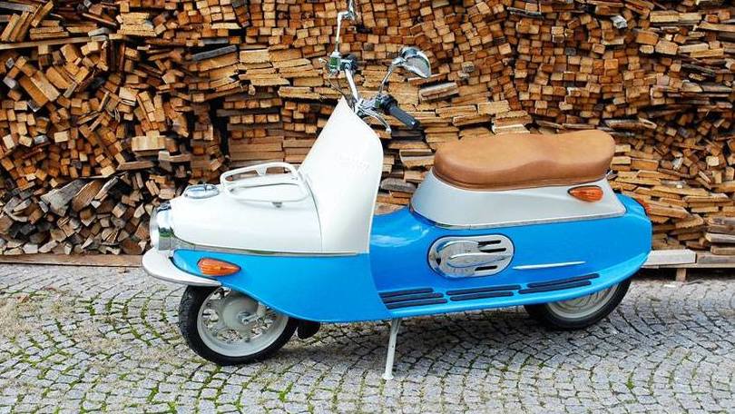 Cezeta: la "Lambretta" dell'Est adesso è elettrica