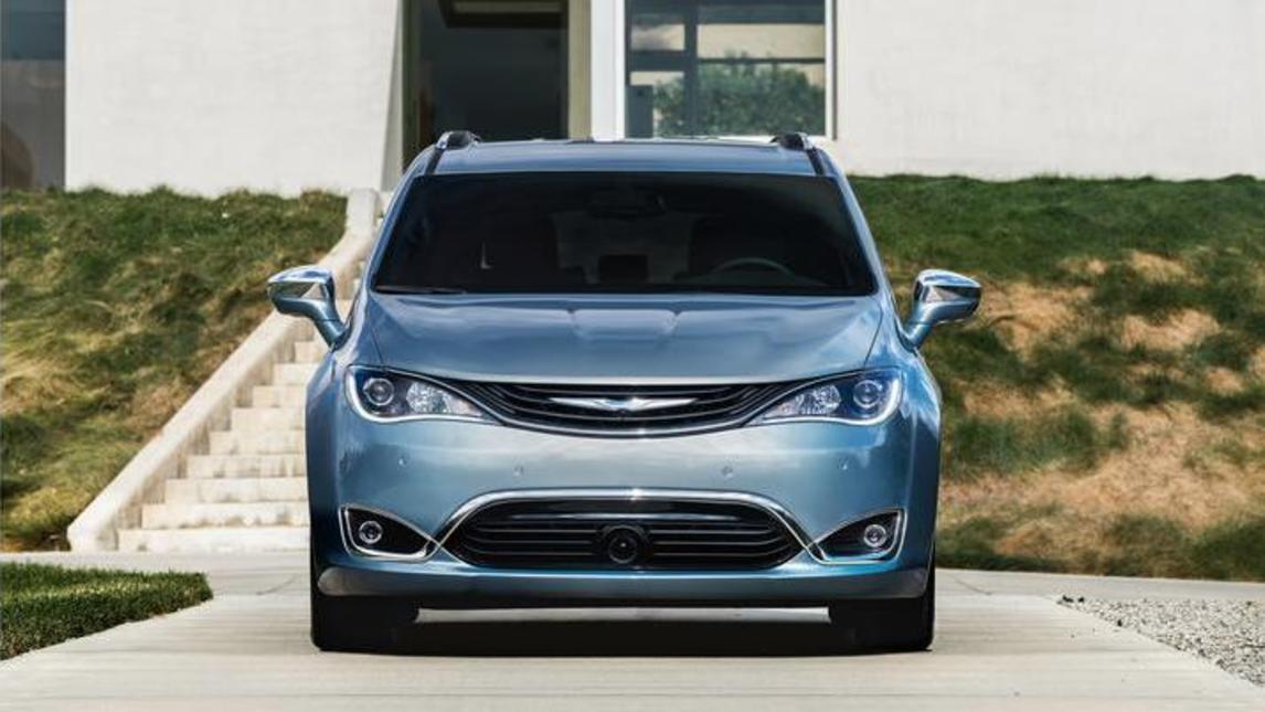 Chrysler Pacifica, la prima ibrida FCA a Detroit