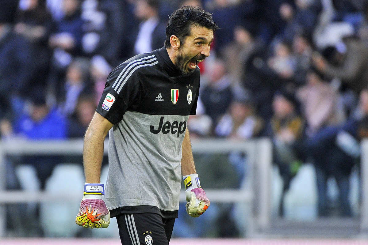Juventus, So Foot: «Il Pallone d'Oro lo meritava Buffon»