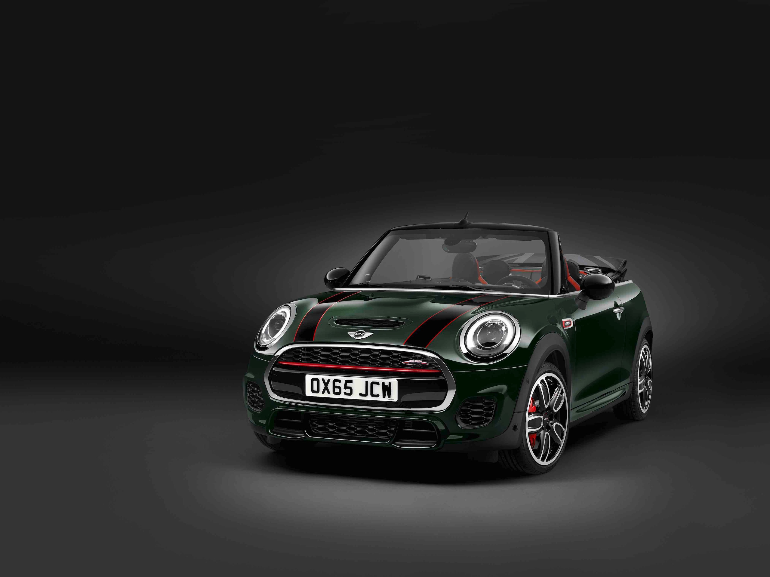 Mini JCW Convertible: capelli al vento, cavalli nel motore