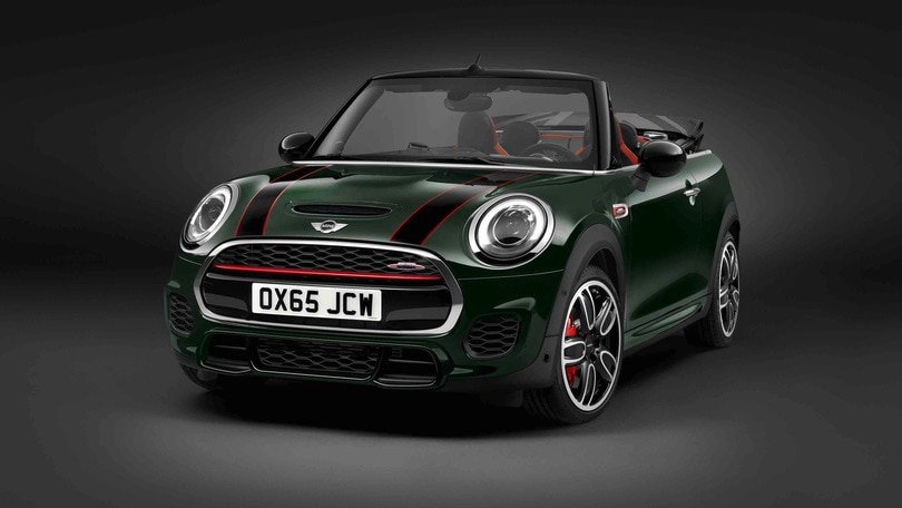 Mini JCW Convertible: capelli al vento, cavalli nel motore