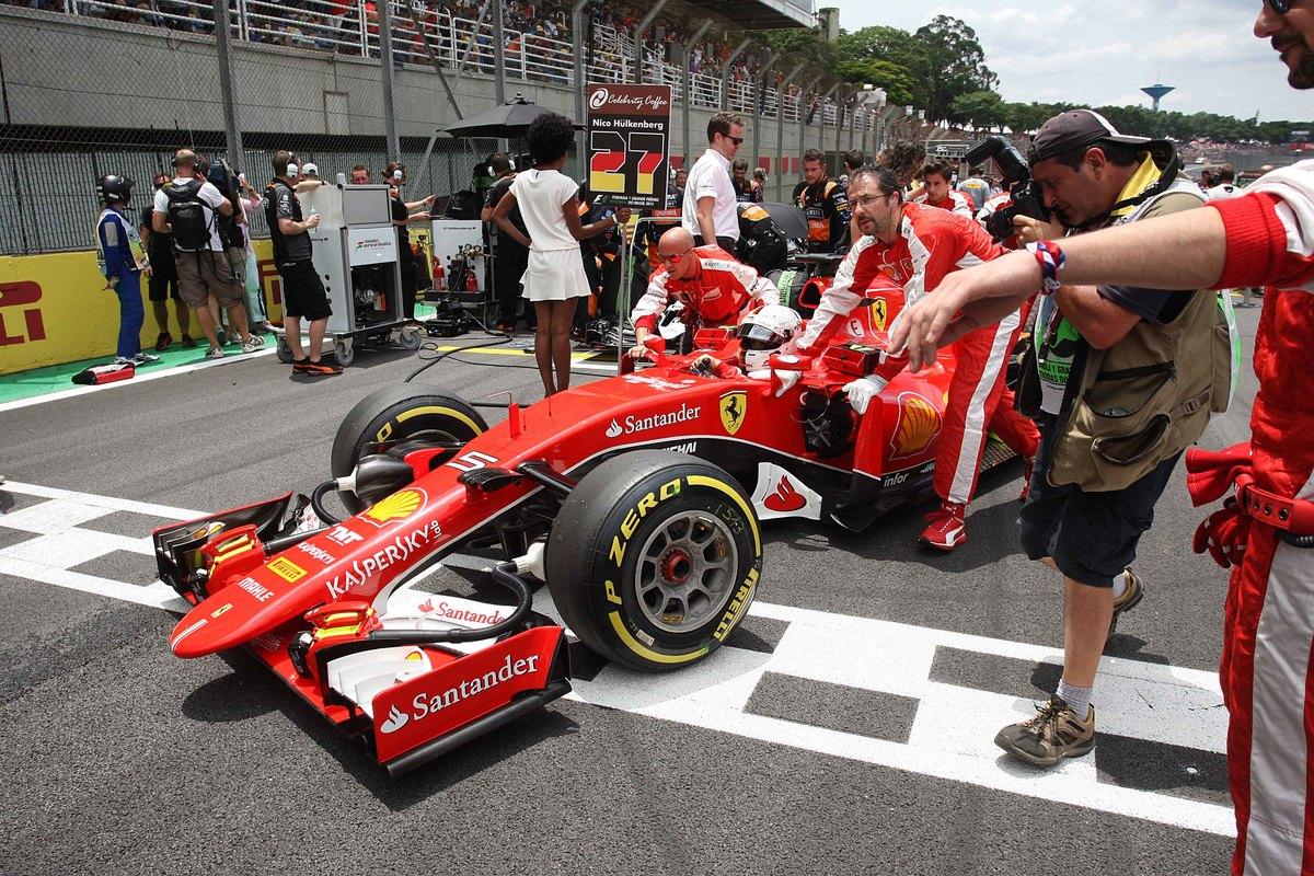 F1, rifornimenti in corsa: nuova chance per il 2017