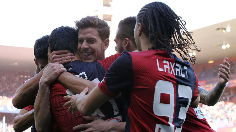 Diretta Genoa-Palermo 4-0: Pavoletti, che spettacolo