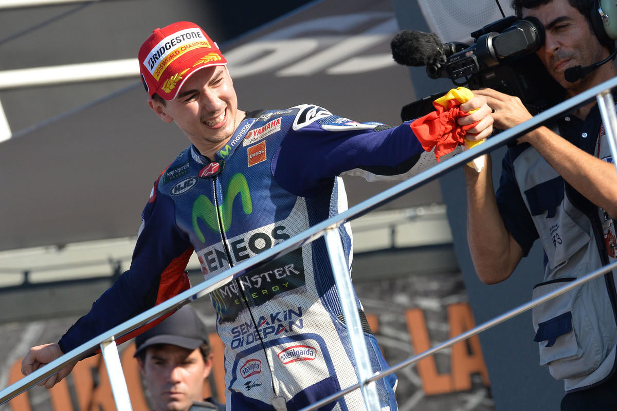 MotoGp Yamaha, Lorenzo: «Deve vincere la squadra, non importa se io o Valentino Rossi»