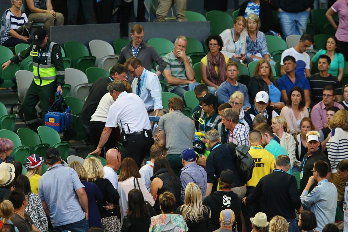 Australian Open, Nigel Sears colpito da un malore: sviene il coach della Ivanovic
