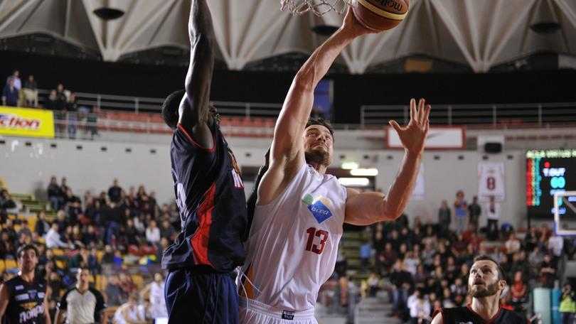 Basket A2, Roma beffata ad Agrigento