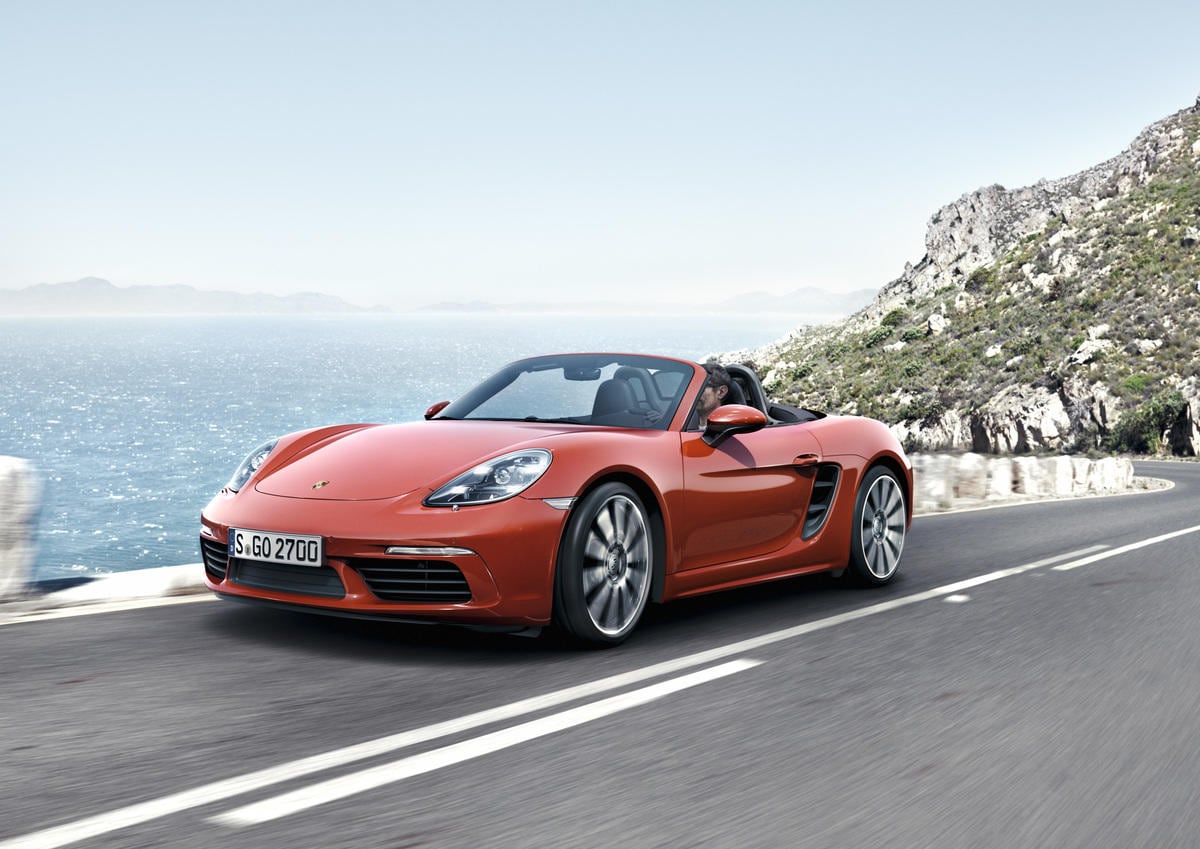 Porsche 718 Boxster: salto in alto