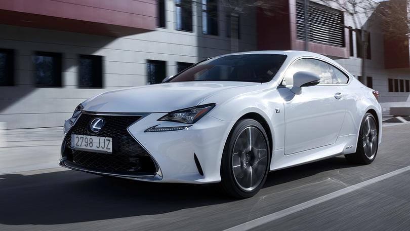 Lexus RC Hybrid: coupé silenzioso ma sportivo