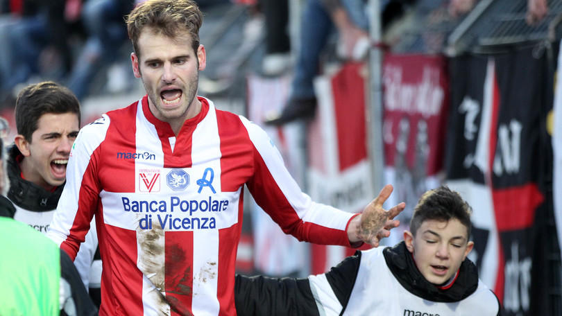 Calciomercato Pro Vercelli, è fatta per Raicevic dal Bari