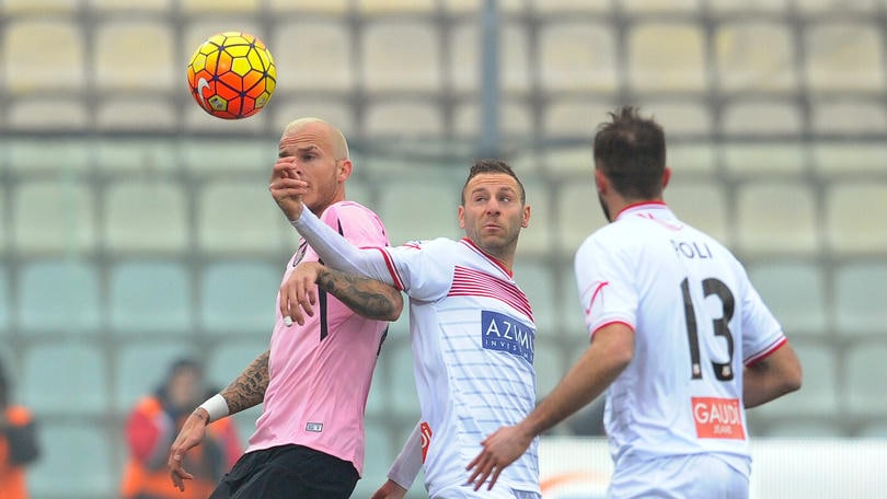 Serie A, diretta Carpi-Palermo 1-1