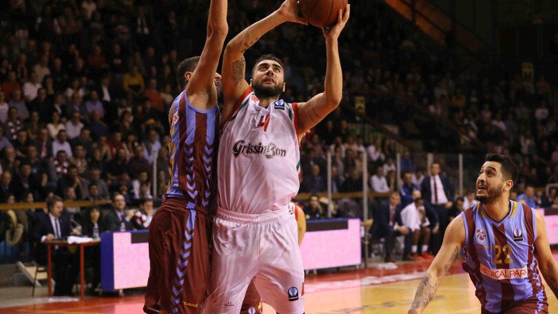 Basket Serie A, Sassari e Reggio ad alto rischio