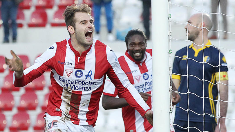 Calciomercato Juventus, dg Vicenza: «Raicevic? C'è il Napoli»