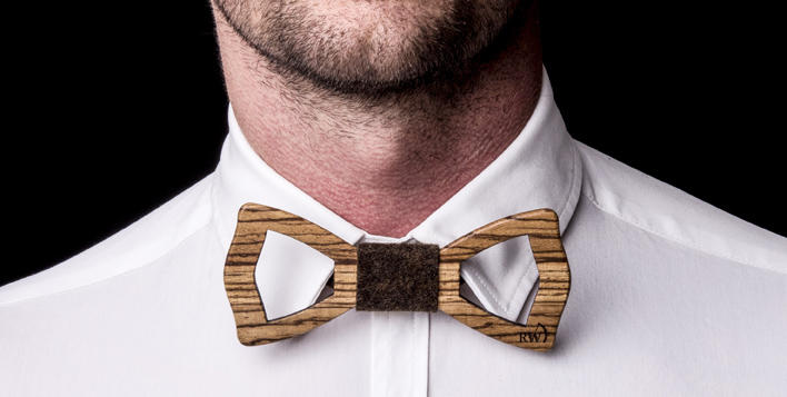 Robin Wood. Il papillon in legno di WooDone