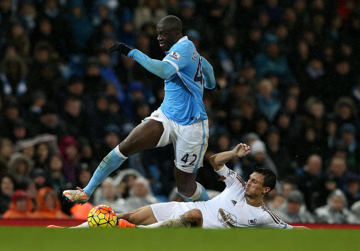 Calciomercato, l'agente di Yaya Touré: «Lascerà il Manchester City a fine stagione»
