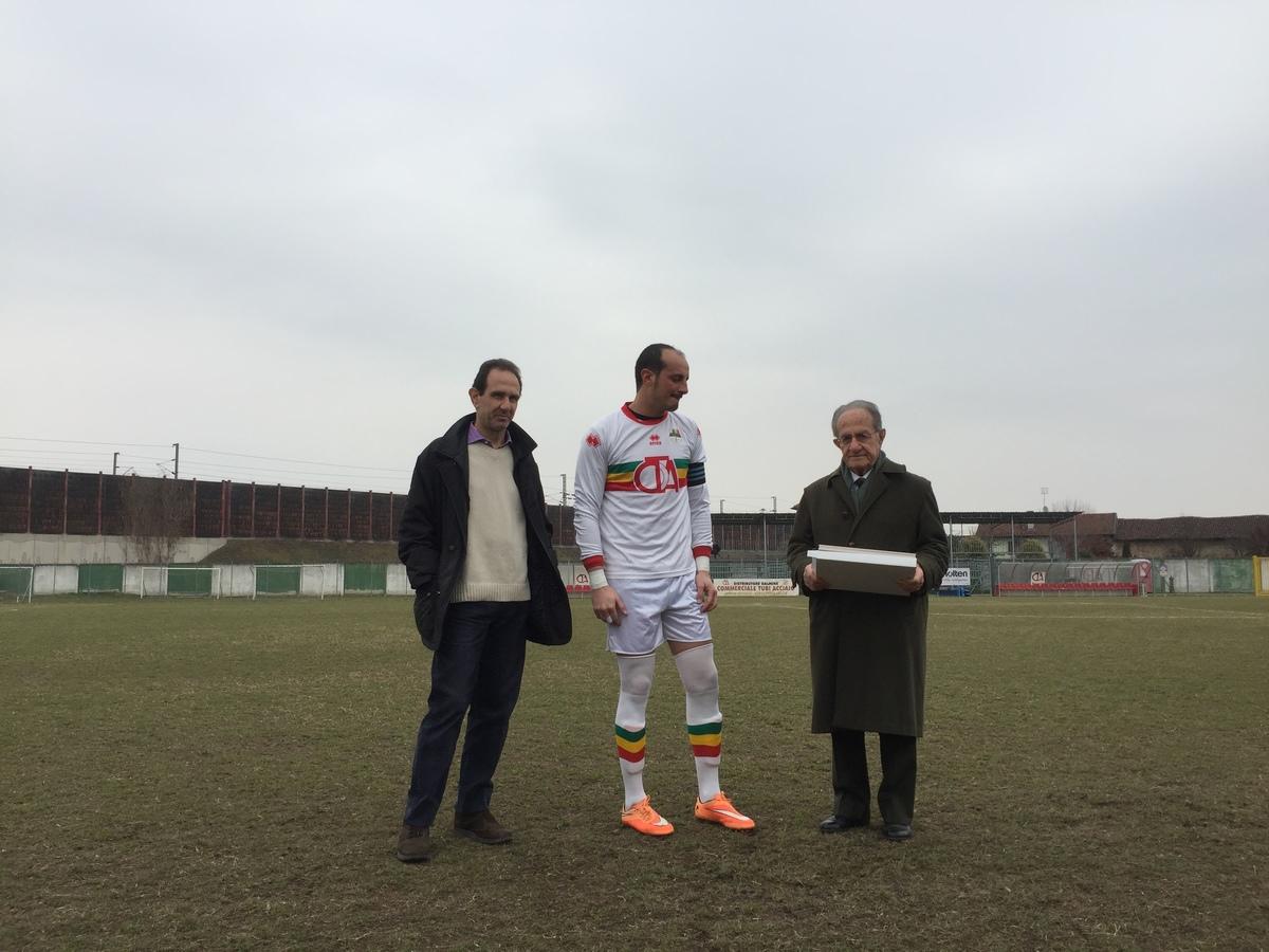 Serie D - La Pro Settimo Eureka festeggia il capitano Gaudio Pucci