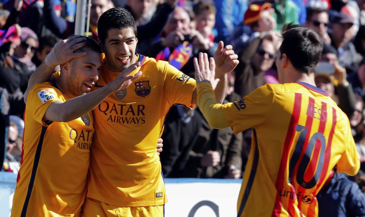 Liga, Levante-Barcellona 0-2. Vince anche il Real Madrid