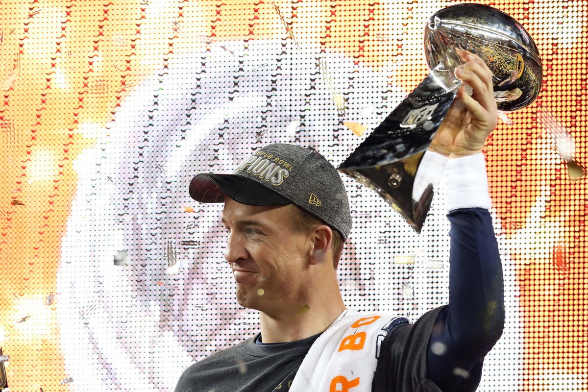 Nfl, Manning dice stop: la leggenda si ritira a 40 anni