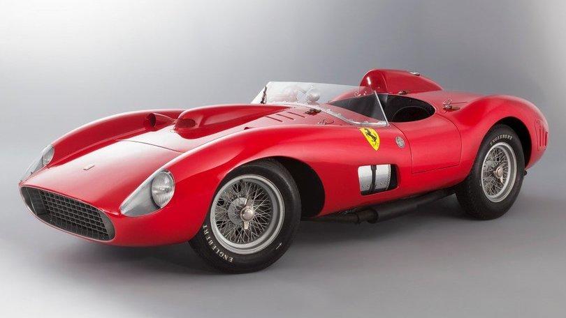 Ferrari, asta de record: è Messi il compratore?
