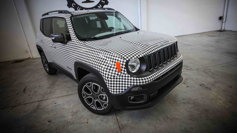 Jeep: la Renegade “pied-de-poule” di Lapo