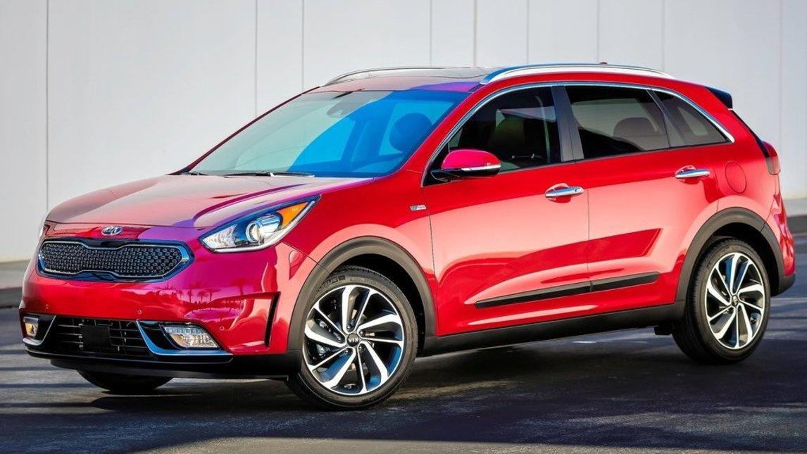 Kia Niro, prime foto del SUV ibrido