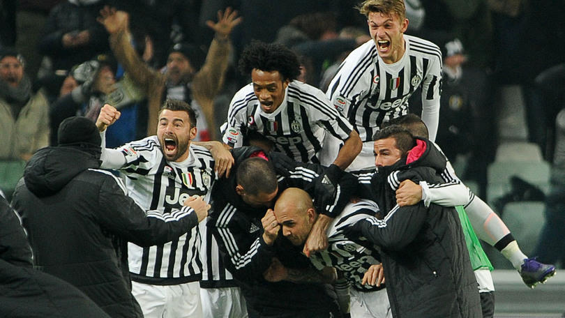Zaza lancia la Juventus in testa: battuto il Napoli 1-0. Stadium in festa