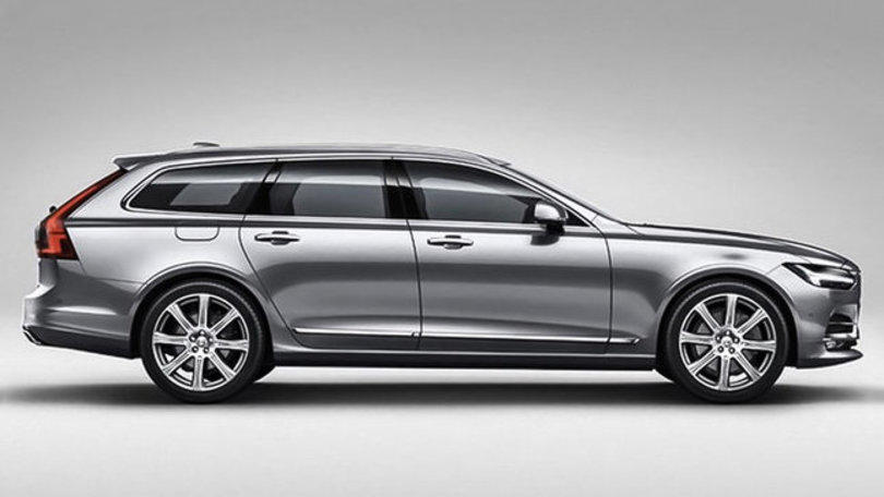 Volvo V90, prime foto dell'erede della 740