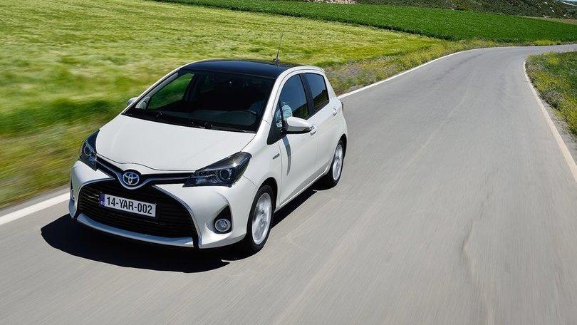 Toyota Yaris, foto e prezzi