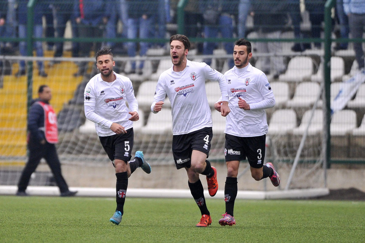 Serie B Novara, squalificato Gonzalez. Pro Vercelli, un turno a Bani