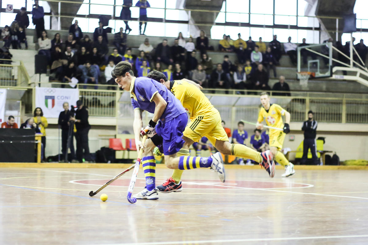 Hockey Indoor. Velocità tra corsa e strategia