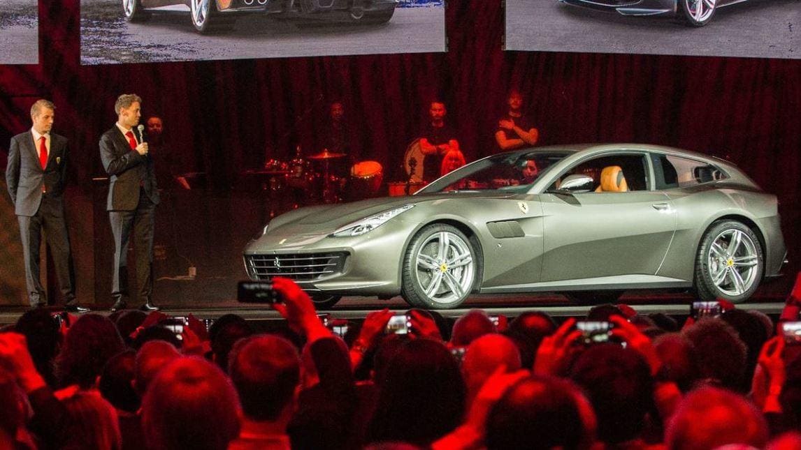 Ferrari GTC4 Lusso, le prime foto LIVE