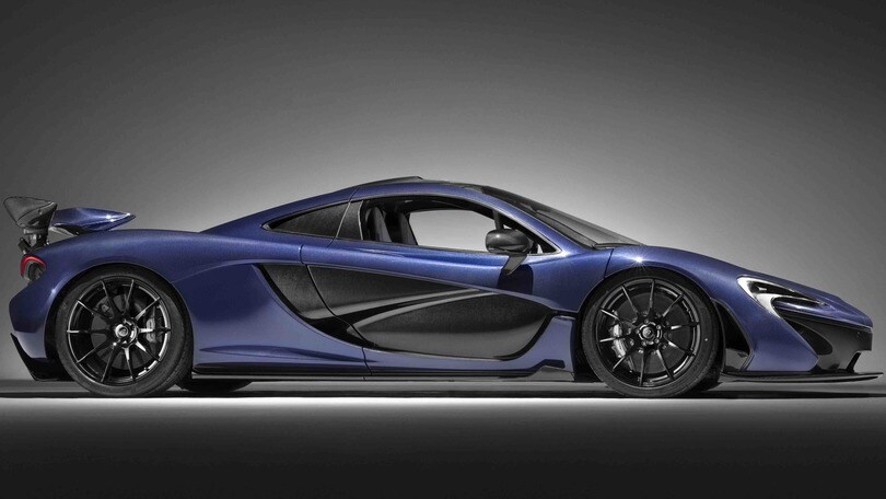 McLaren, festa “carbon” a Ginevra