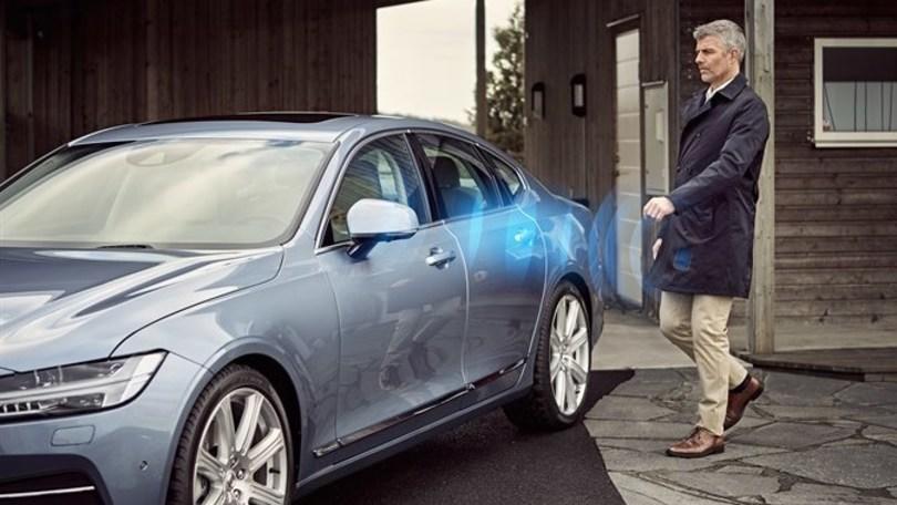 Volvo, dal 2017 basta chiavi, c'è l'app