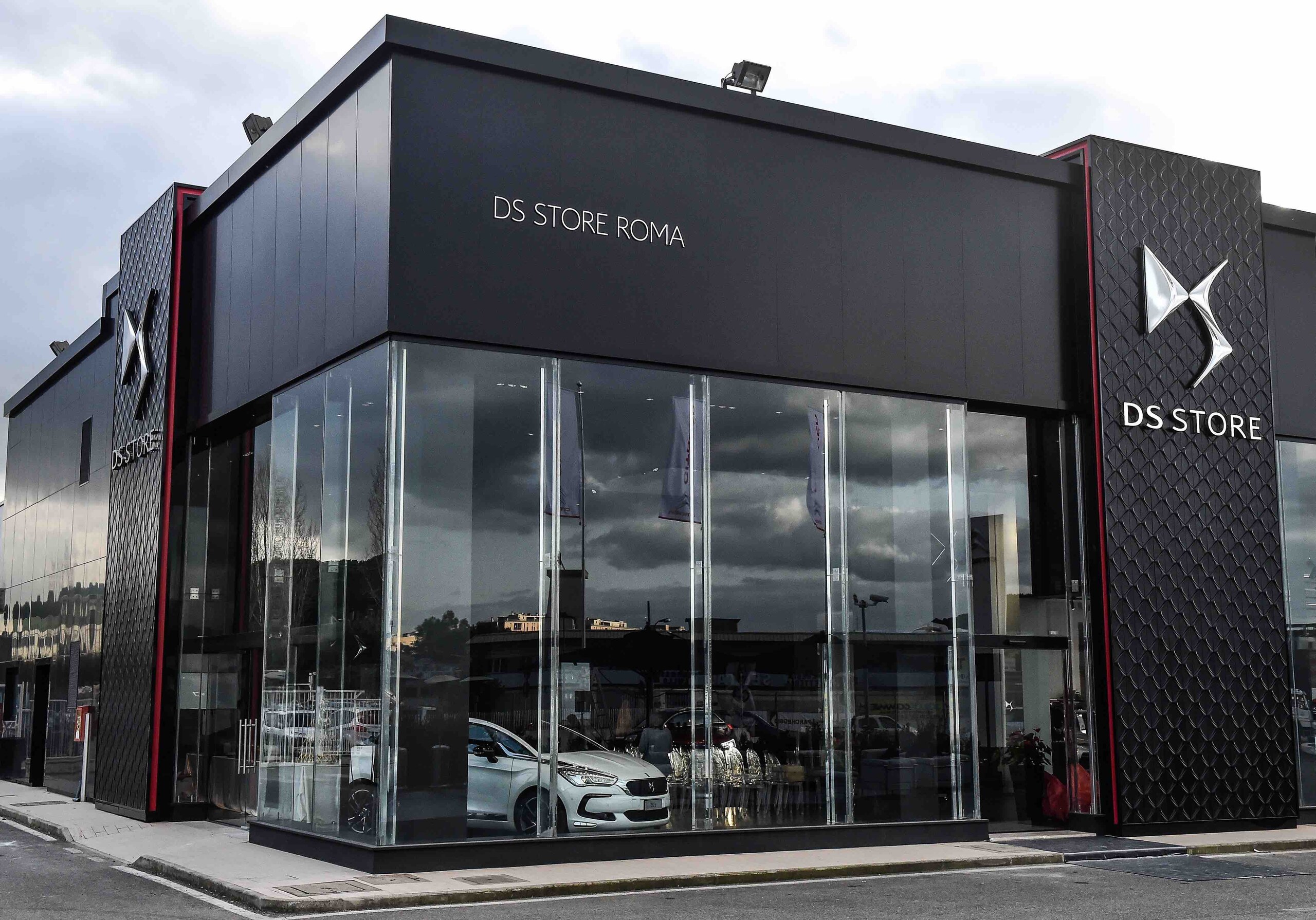 DS: apre a Roma un nuovo Store