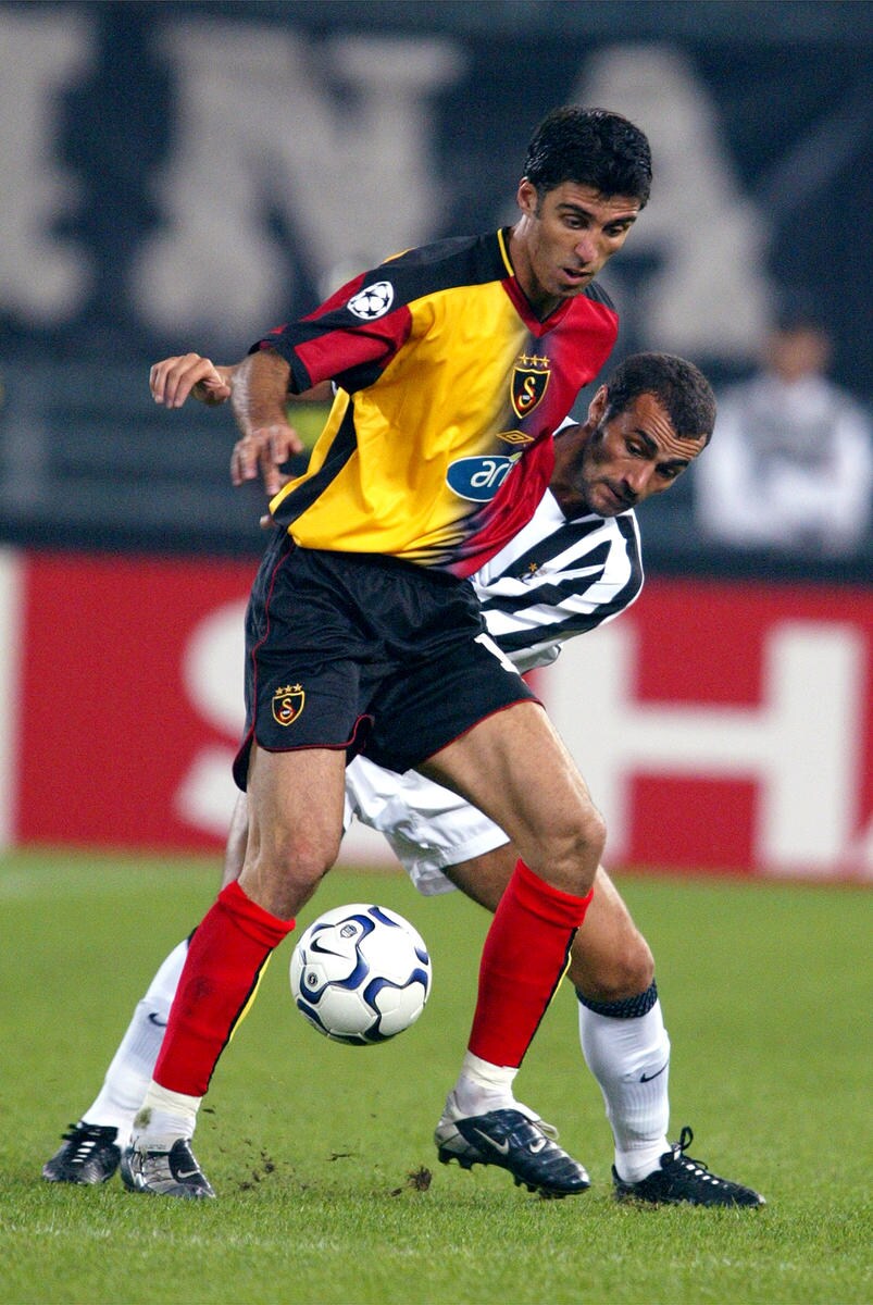 Calcio: Hakan Sukur rischia 4 anni di carcere per tweet contro Erdogan