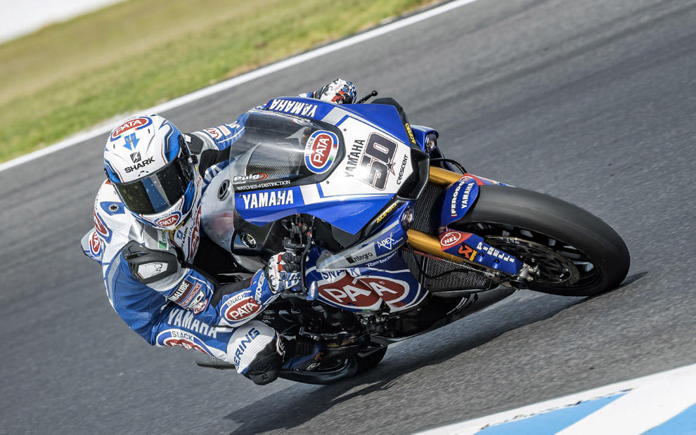SBK Phillip Island, libere 2: Guintoli risponde a Sykes