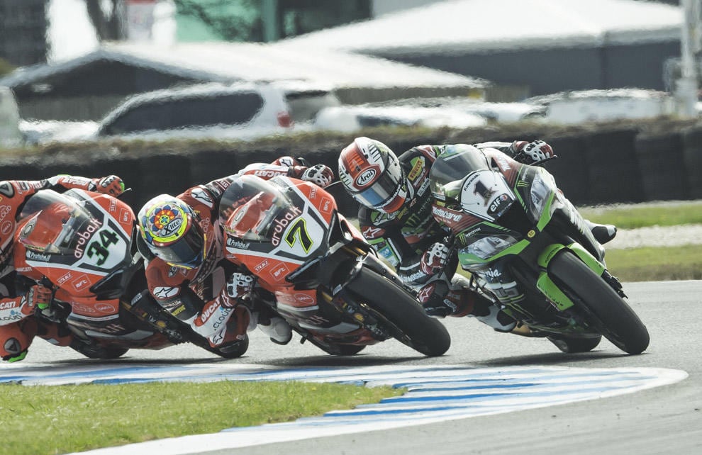 SBK Phillip Island, gara-2: Rea fa doppietta, Giugliano sul podio