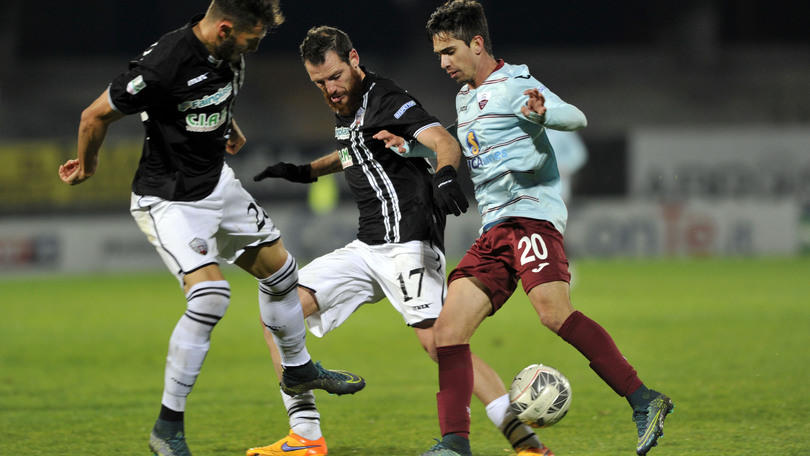 Serie B, Milanovic fermato per tre giornate