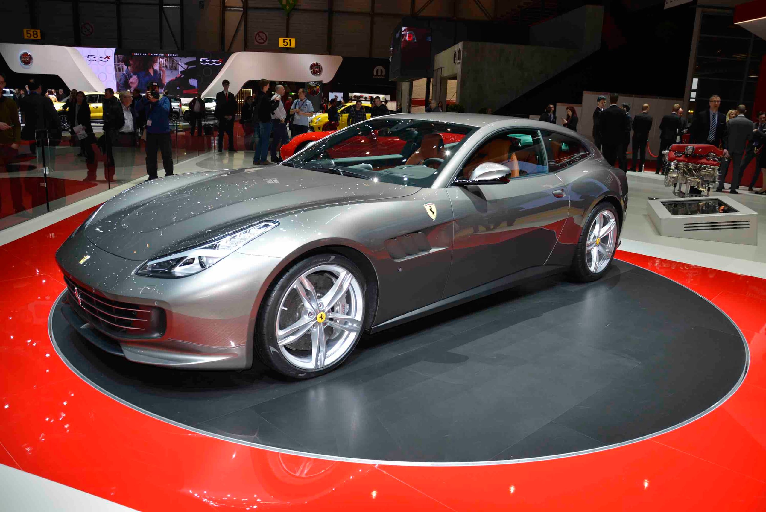 Salone di Ginevra: Ferrari GTC4 Lusso