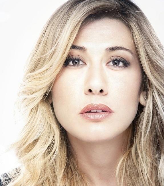 Doppia "Performance" per Virginia Raffaele