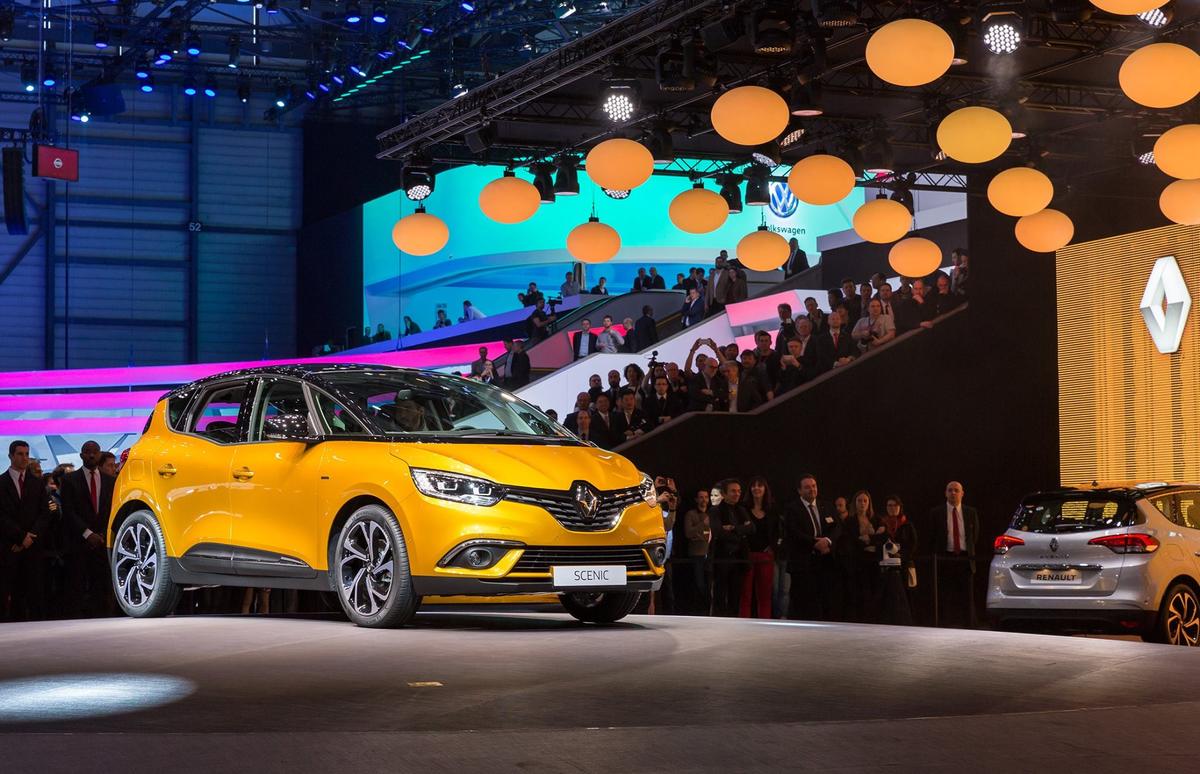 Nuova Renault Scénic, più sicura e anche ibrida