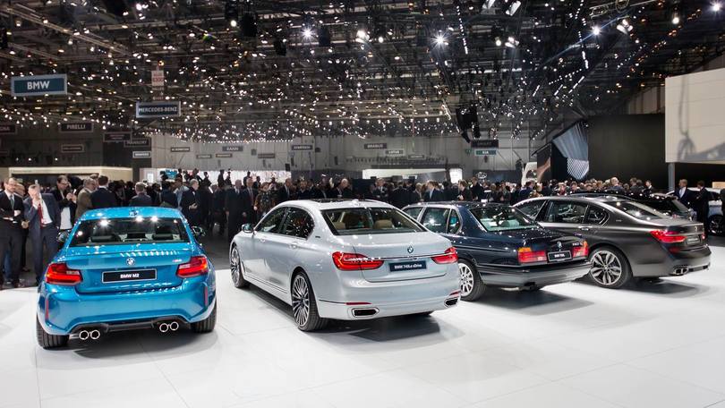 BMW e la strategia ibrida, arrivano le iPerformance