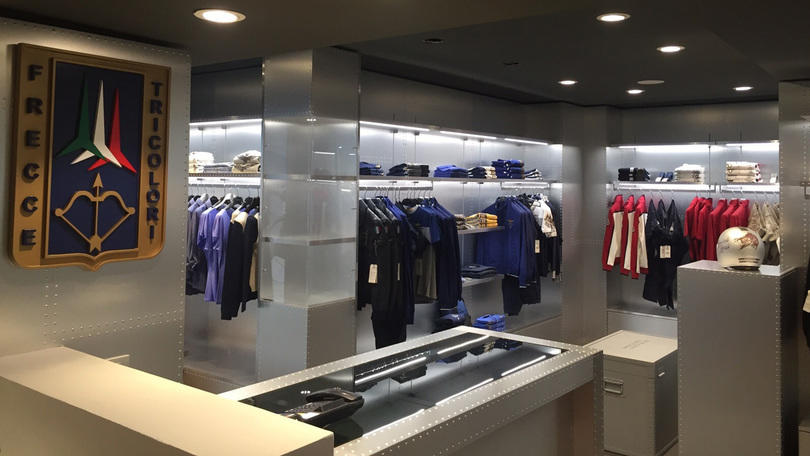 Aeronautica Militare apre il suo flagship store a Milano