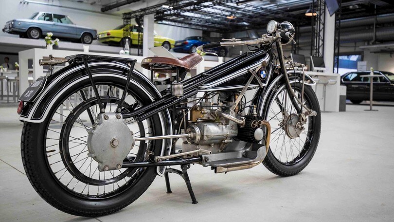 BMW, 100 anni e non sentirli